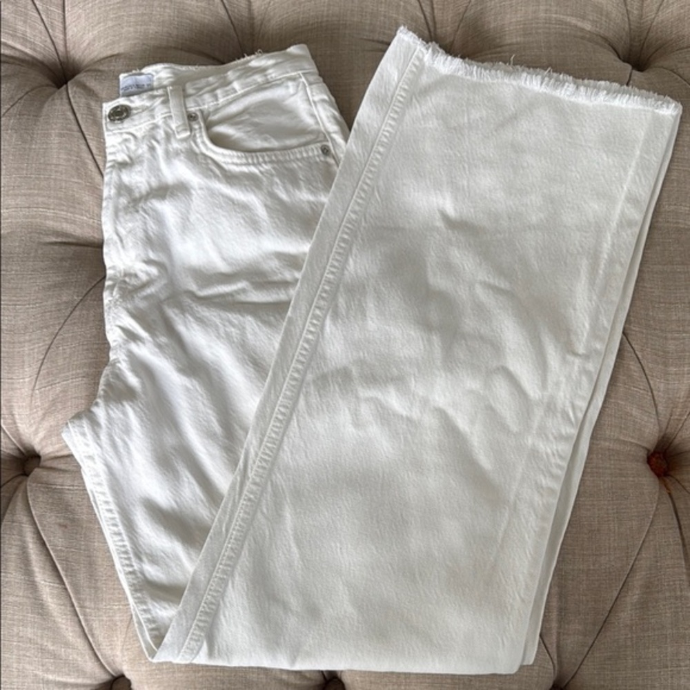 Sara White jeans